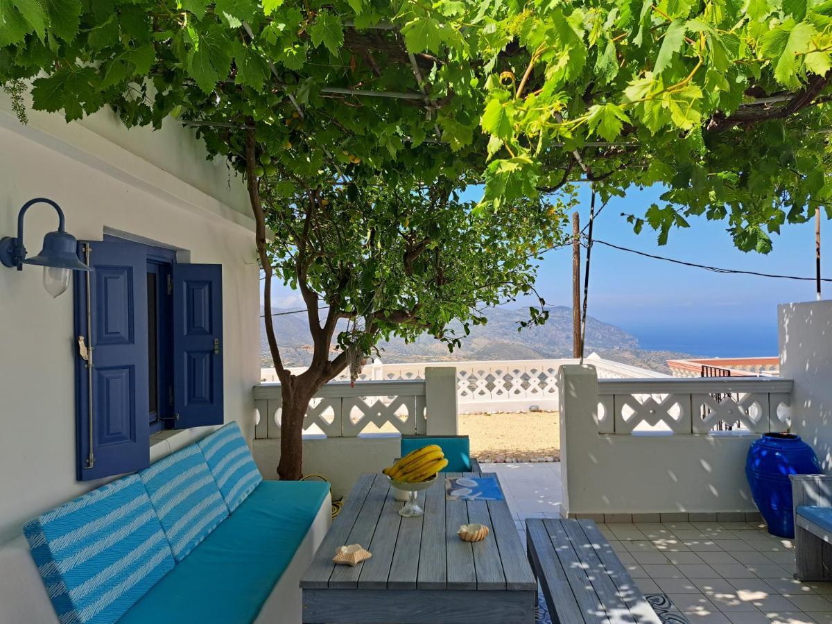 Thea Menetes Apartment Menetaí Екстериор снимка